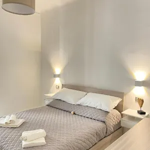 Paolina Apartment