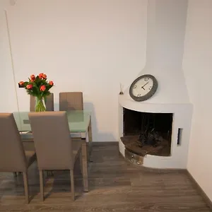 Lolly House 12 Apartment